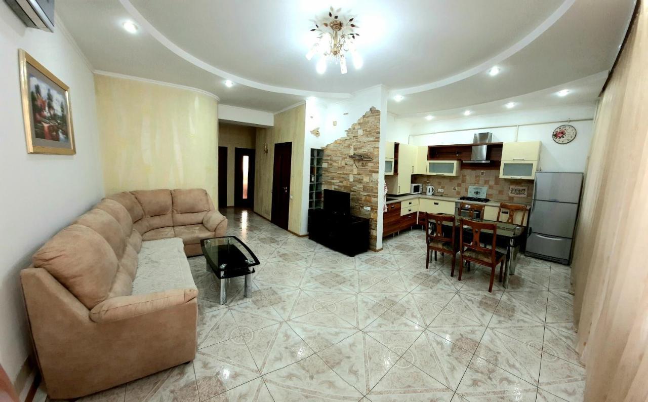 Elegance Apartment Chisinau Center Close To Stefan Cel Mare מראה חיצוני תמונה
