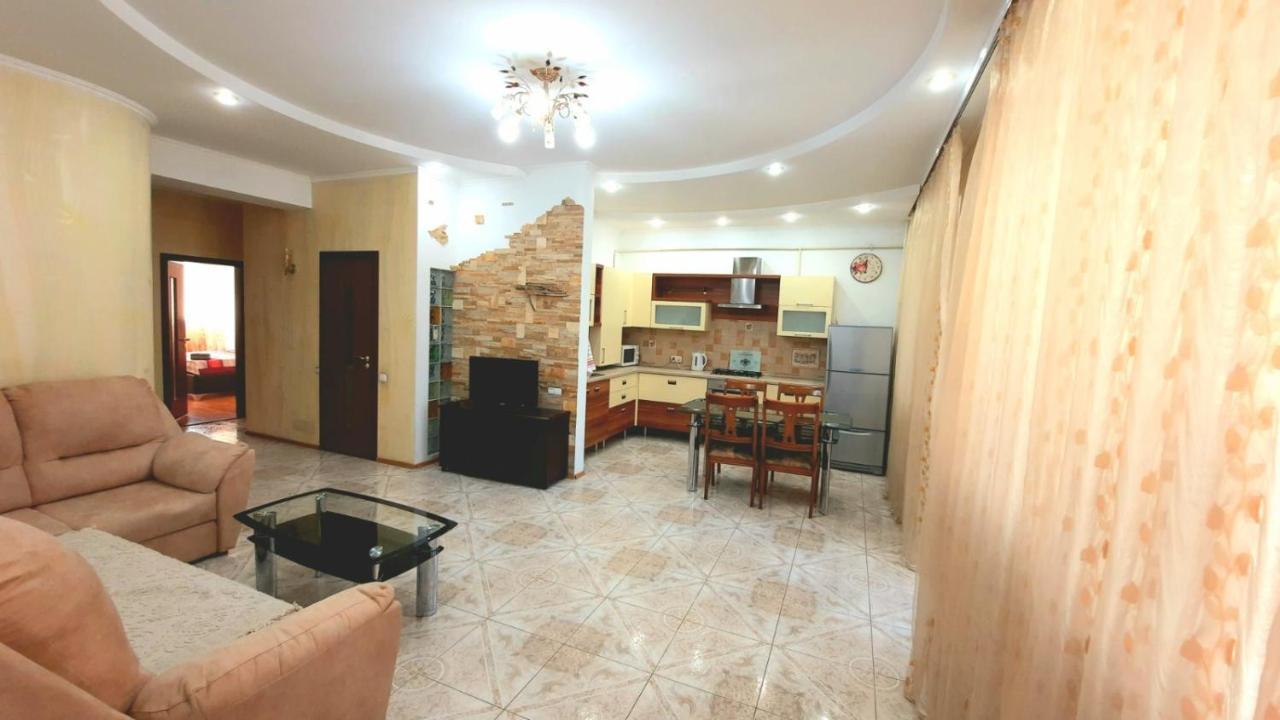 Elegance Apartment Chisinau Center Close To Stefan Cel Mare מראה חיצוני תמונה